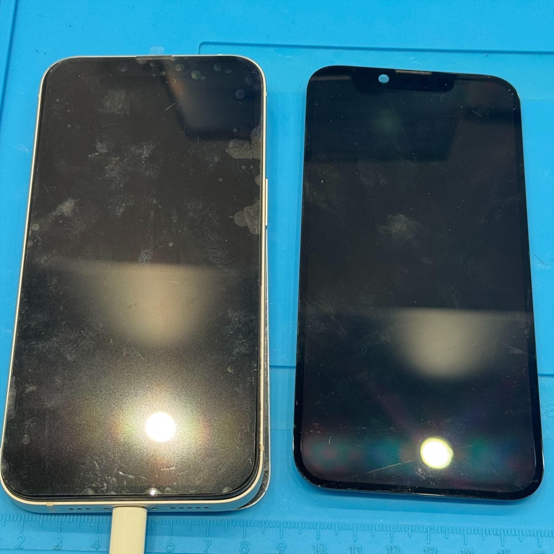 iPhone14が水没して電源が入らない！画面がつかない状態でも復旧できる？